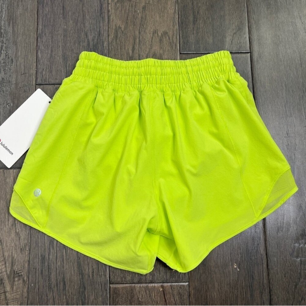 Lululemon NWT Hotty Hot High-Rise Lined Short 4" Sour Grape - Picture 2 of 8